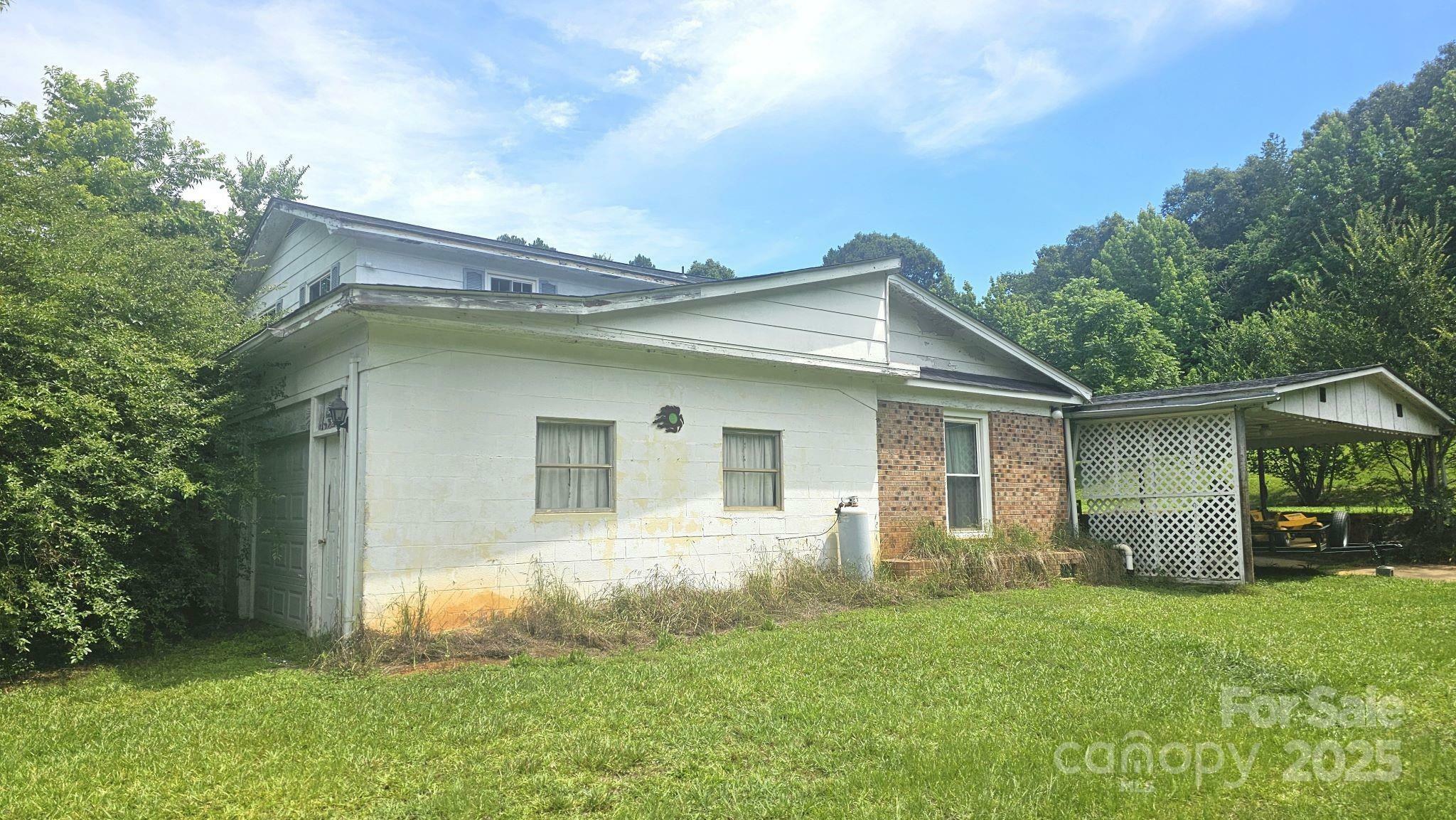 Property Photo: 11056 US Highway 52 Highway N NC 28170