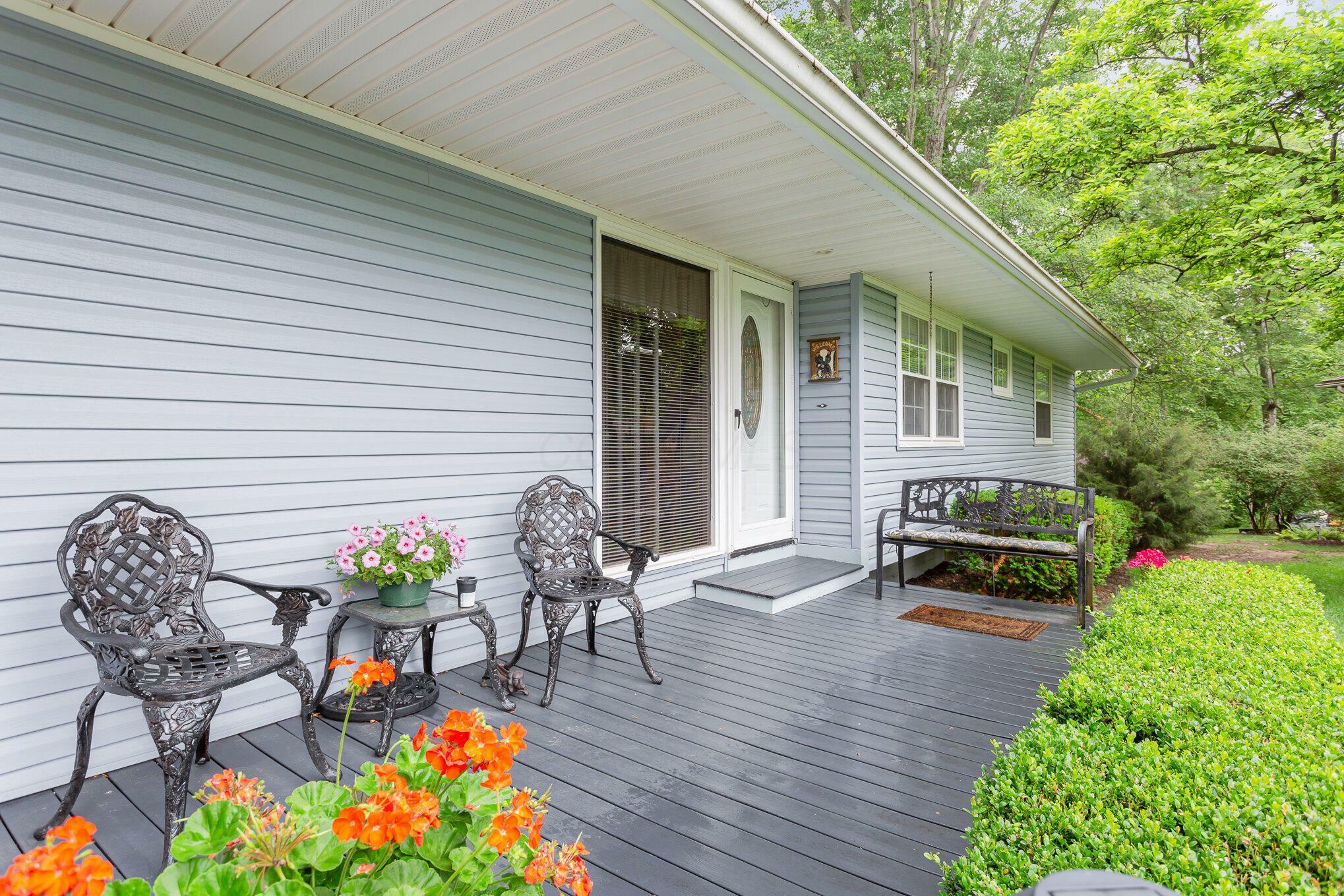 Property Photo: 1374 Hanover Court OH 43113