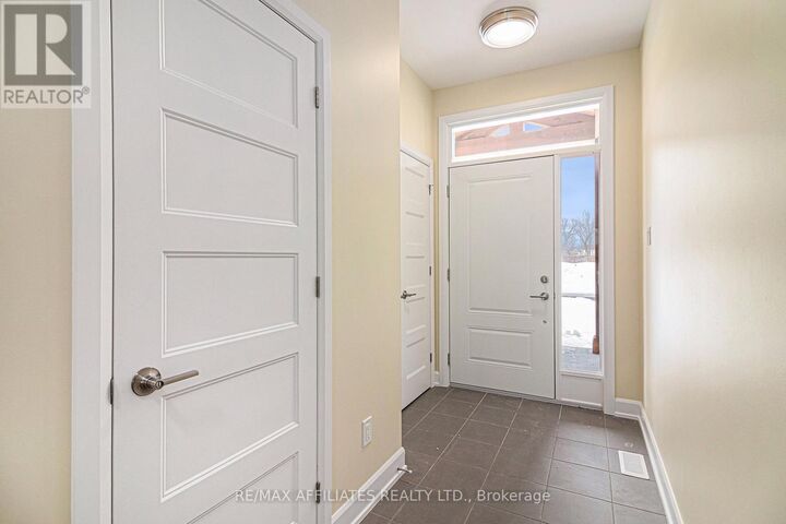 Property Photo: 355 Voyageur Place ON K0A 1W0