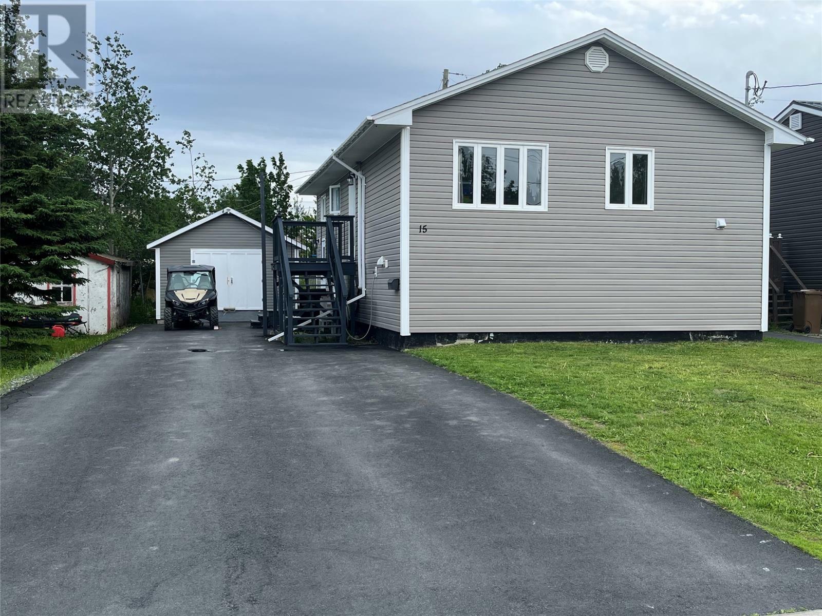 15 Blackwood Drive  Gander NL A1V 1B8 photo