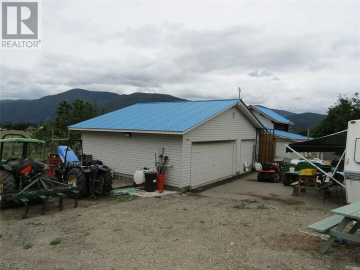 5940 Spencer Road  Grand Forks BC V0H 1H5 photo