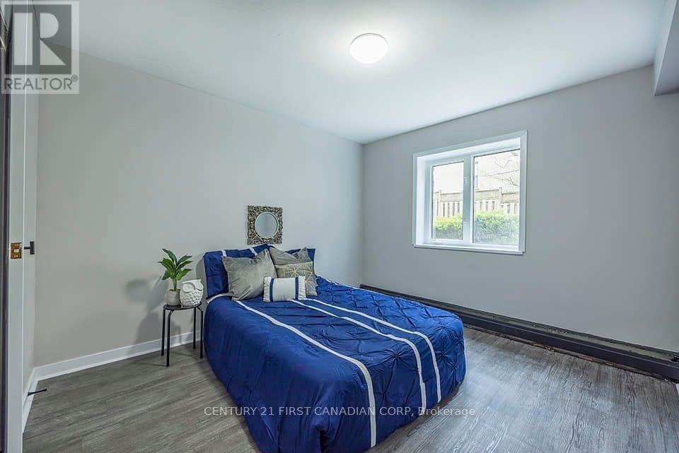 Photo de la propriété: 871 Adelaide Street North 105 ON N5Y 2M2