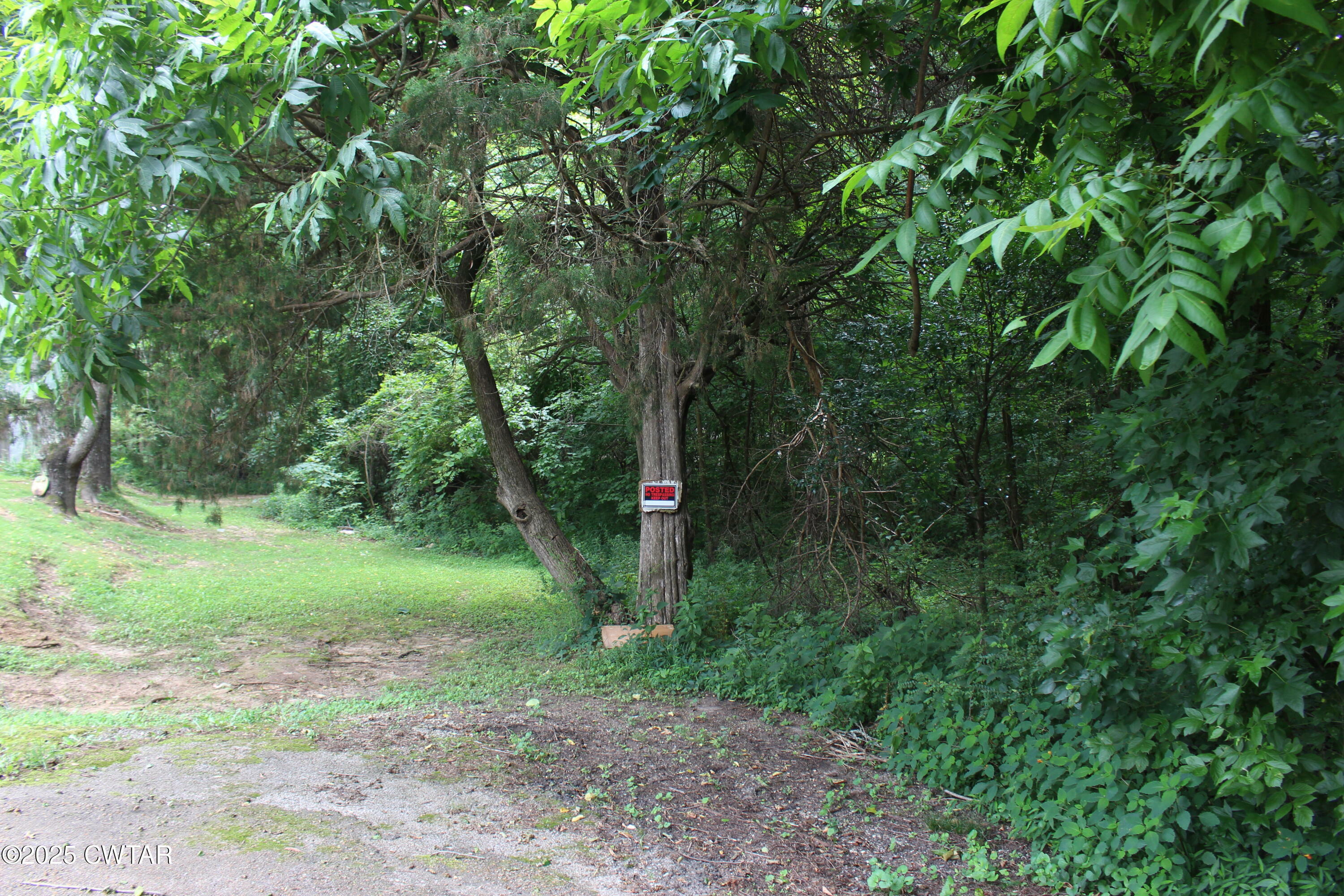 Property Photo: 191 &Amp 195 Reynolds Drive TN 38305