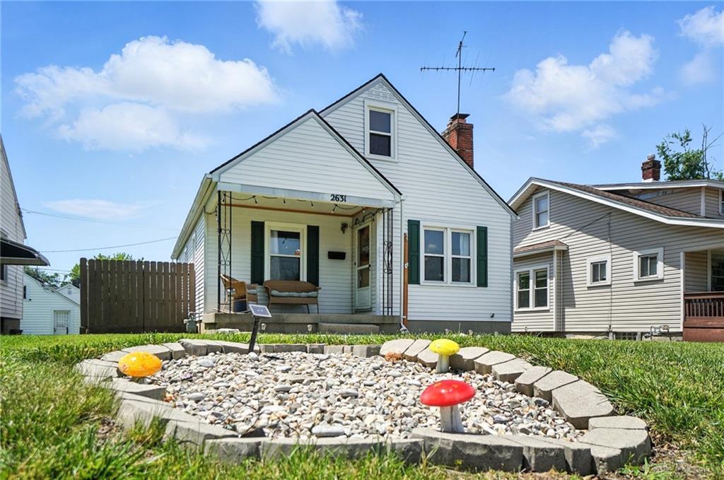 Property Photo: 2631 Springmont Avenue OH 45420