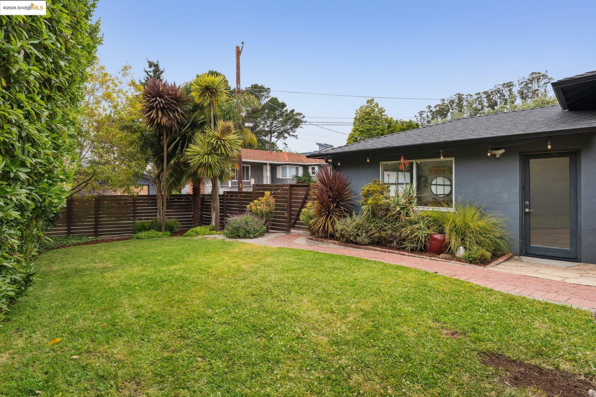 Property Photo: 25 Kerr Ave CA 94707