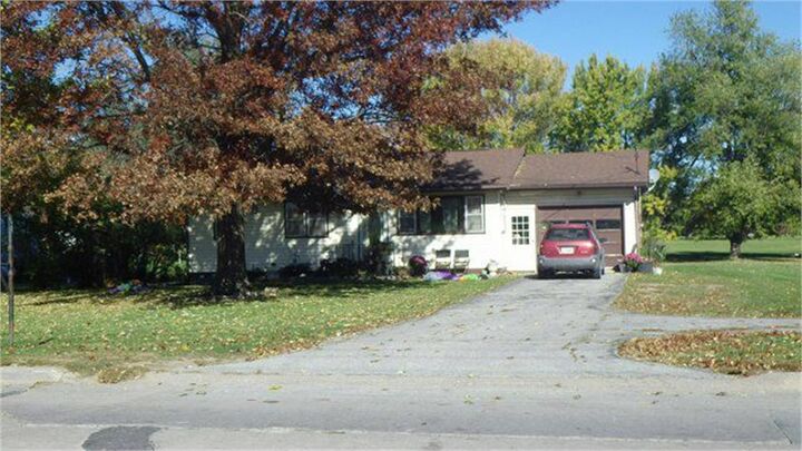 1003 W Mary Street  Ottumwa IA 52501 photo