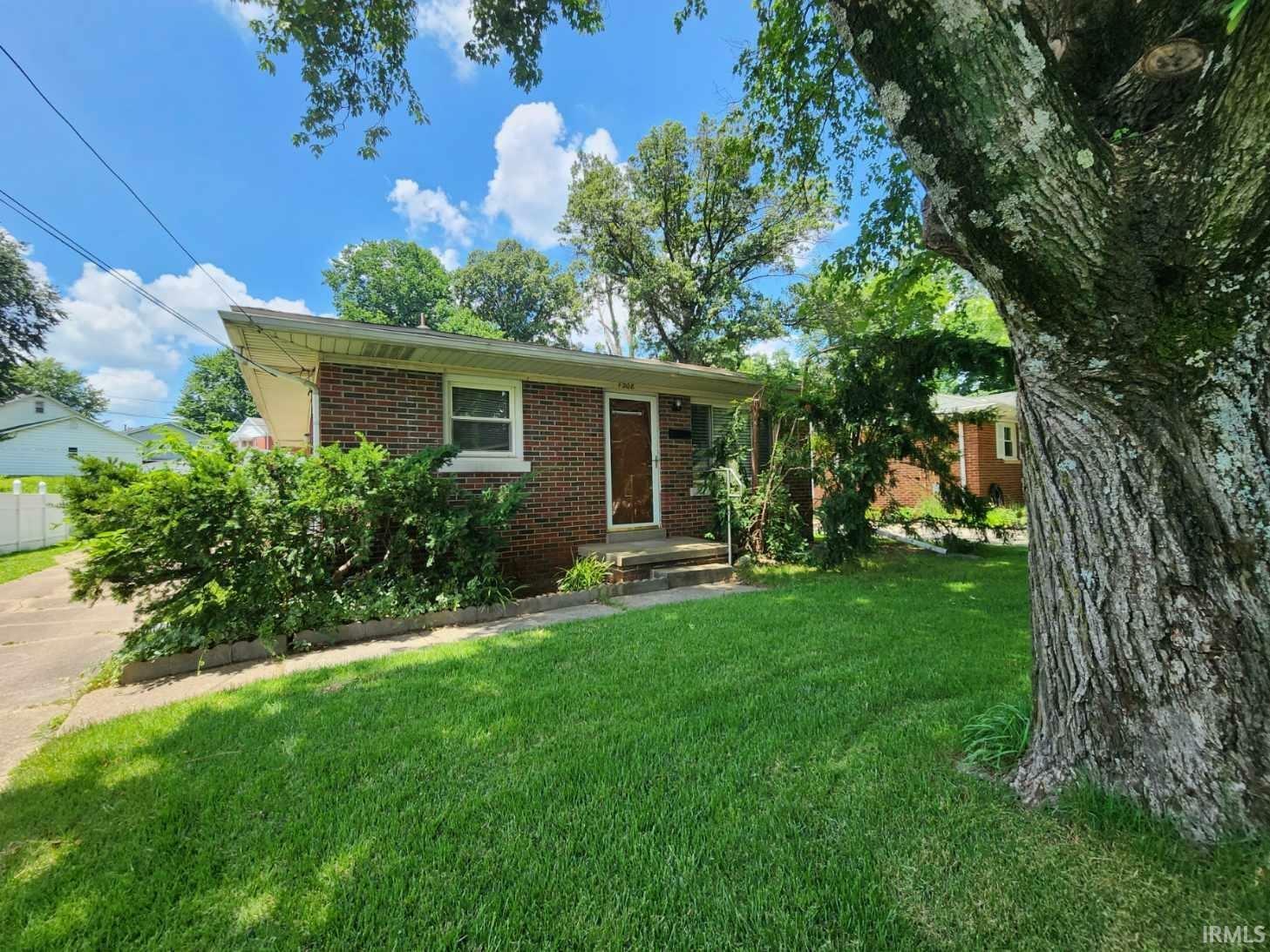 Property Photo: 1208 N Saint Joseph Avenue IN 47720