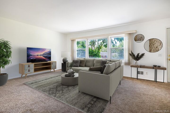 Property Photo: 18 Gainsborg Avenue E NY 10604