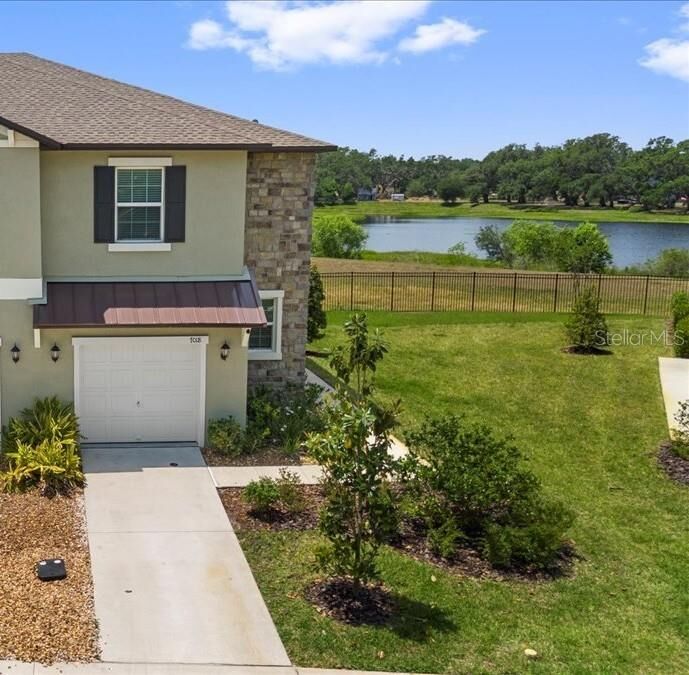 Property Photo: 7018 Ripple Pond Loop FL 33541