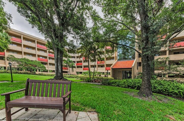 Property Photo:  3062 Eastland Boulevard 308  FL 33761 