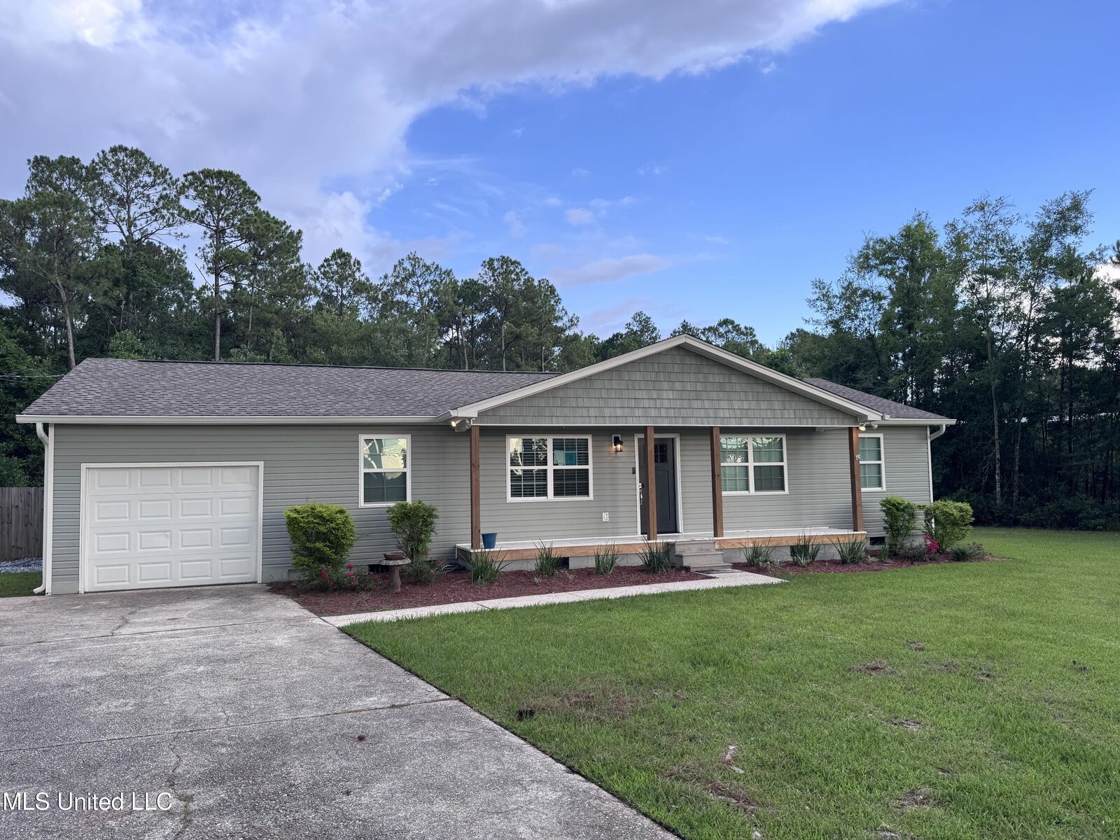 Property Photo:  13100 Lorraine Road  MS 39532 