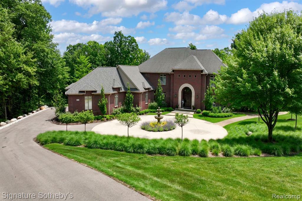 5001 Forest Valley  Clarkston MI 48348 photo