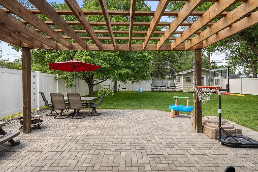 Property Photo: 120 25th St SW ND 58701