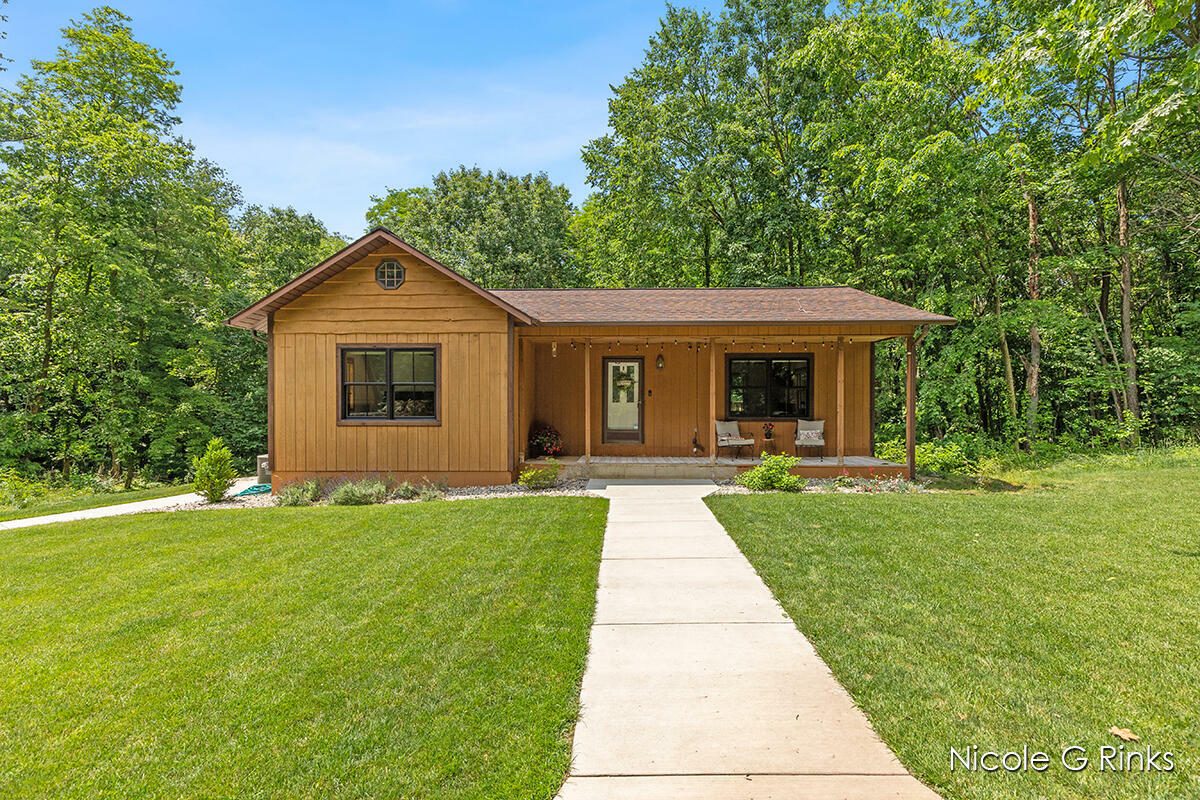 Property Photo:  1635 N Payne Lake Road  MI 49333 