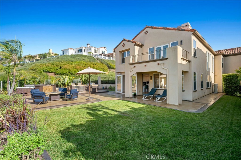 Property Photo: 8 Pavona CA 92657