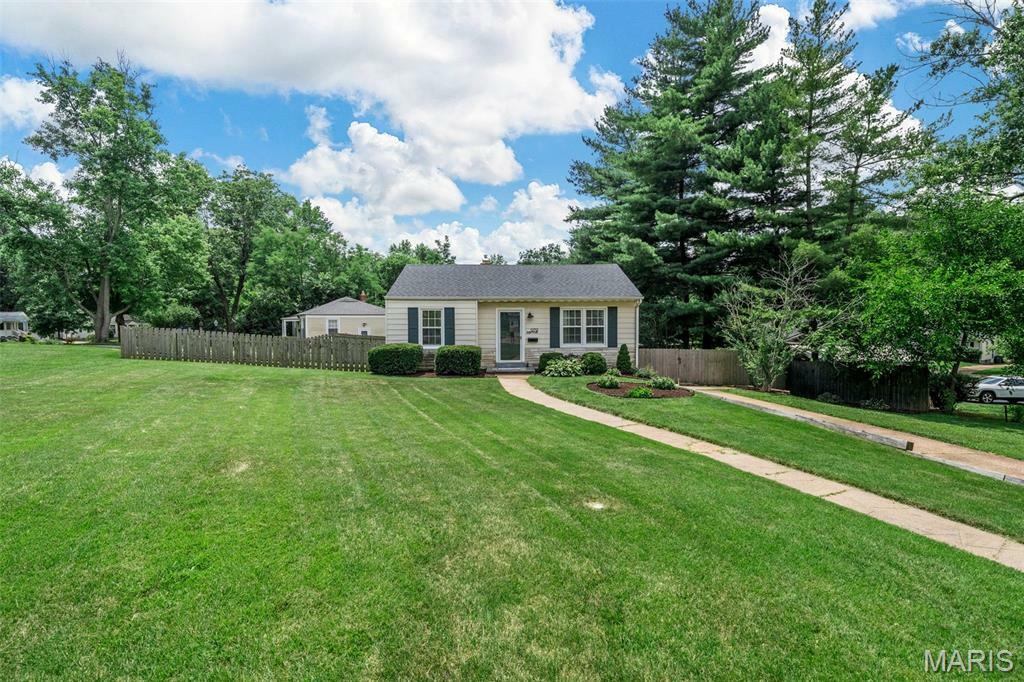 Property Photo: 1279 Avery Court MO 63122