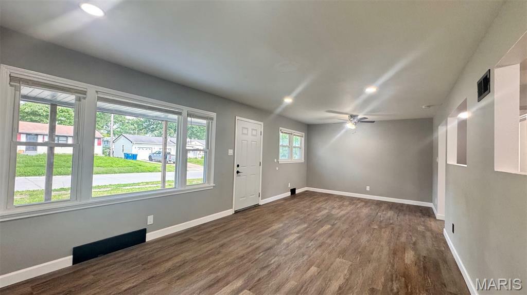Property Photo: 6613 Dunwold Drive MO 63134