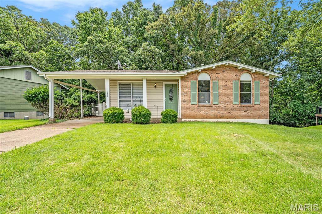 Property Photo: 1483 Noche Court MO 63026