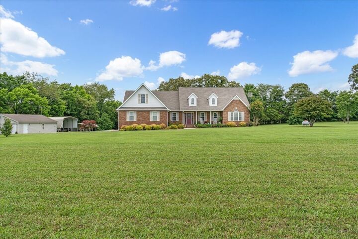 Property Photo:  379 Hooper Rd  TN 37398 