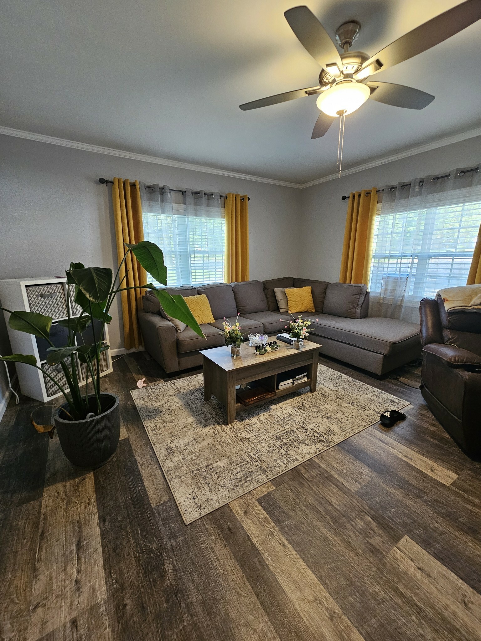 Property Photo: 815 1st Ave TN 38464