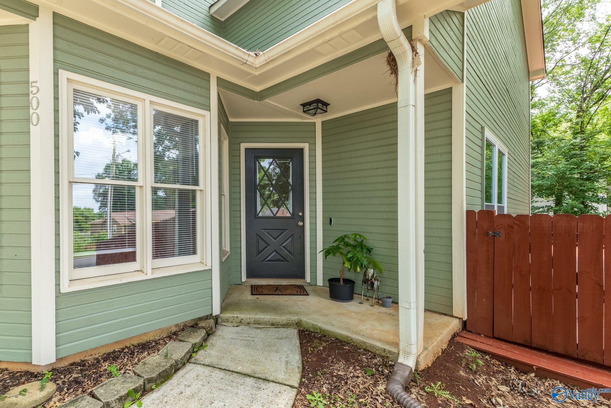Property Photo: 500 Carrsbrook Road SE AL 35803