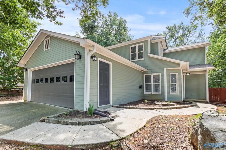 Property Photo: 500 Carrsbrook Road SE AL 35803