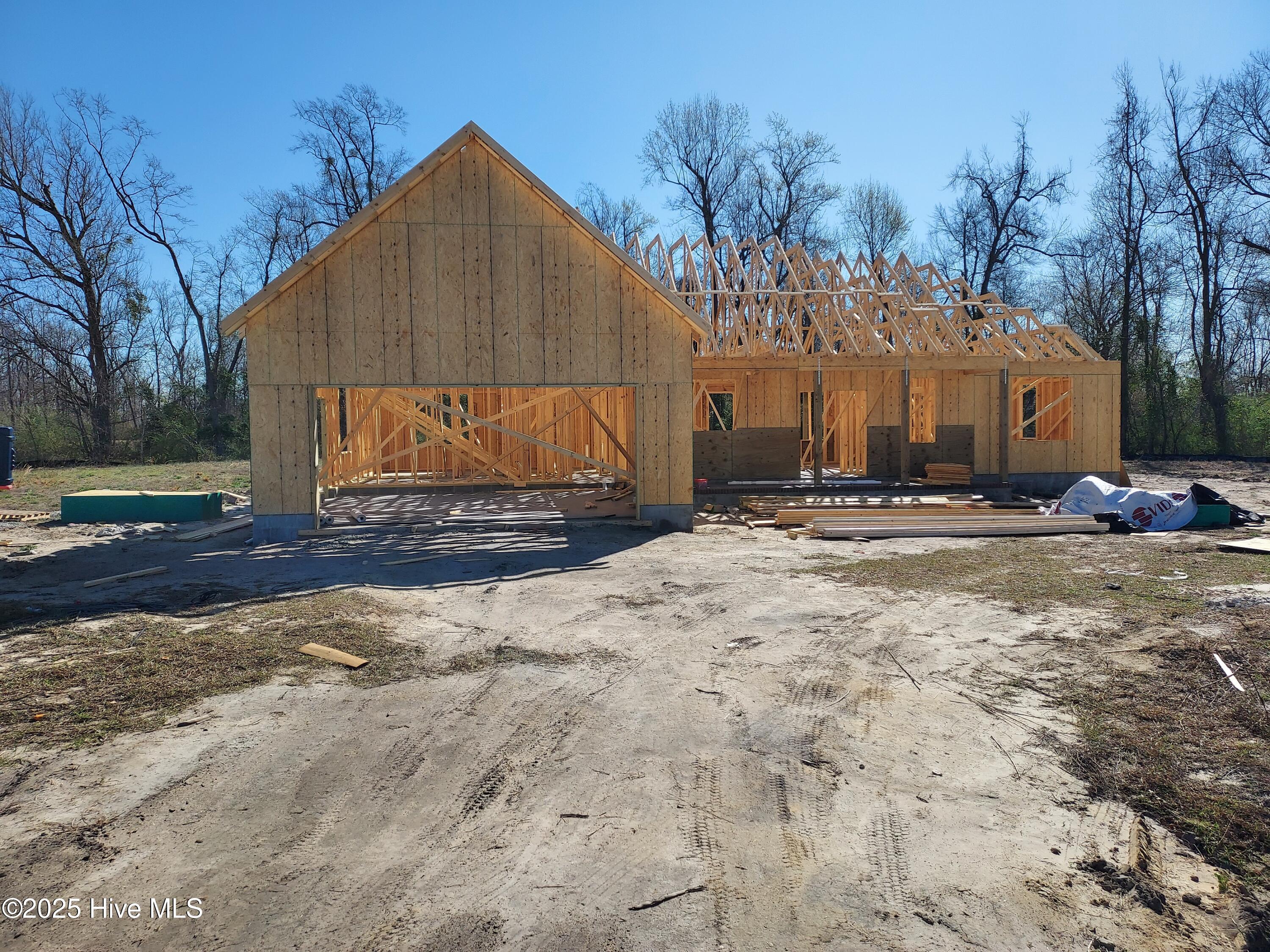 Property Photo: 648 Bright Harvest Drive NC 28555