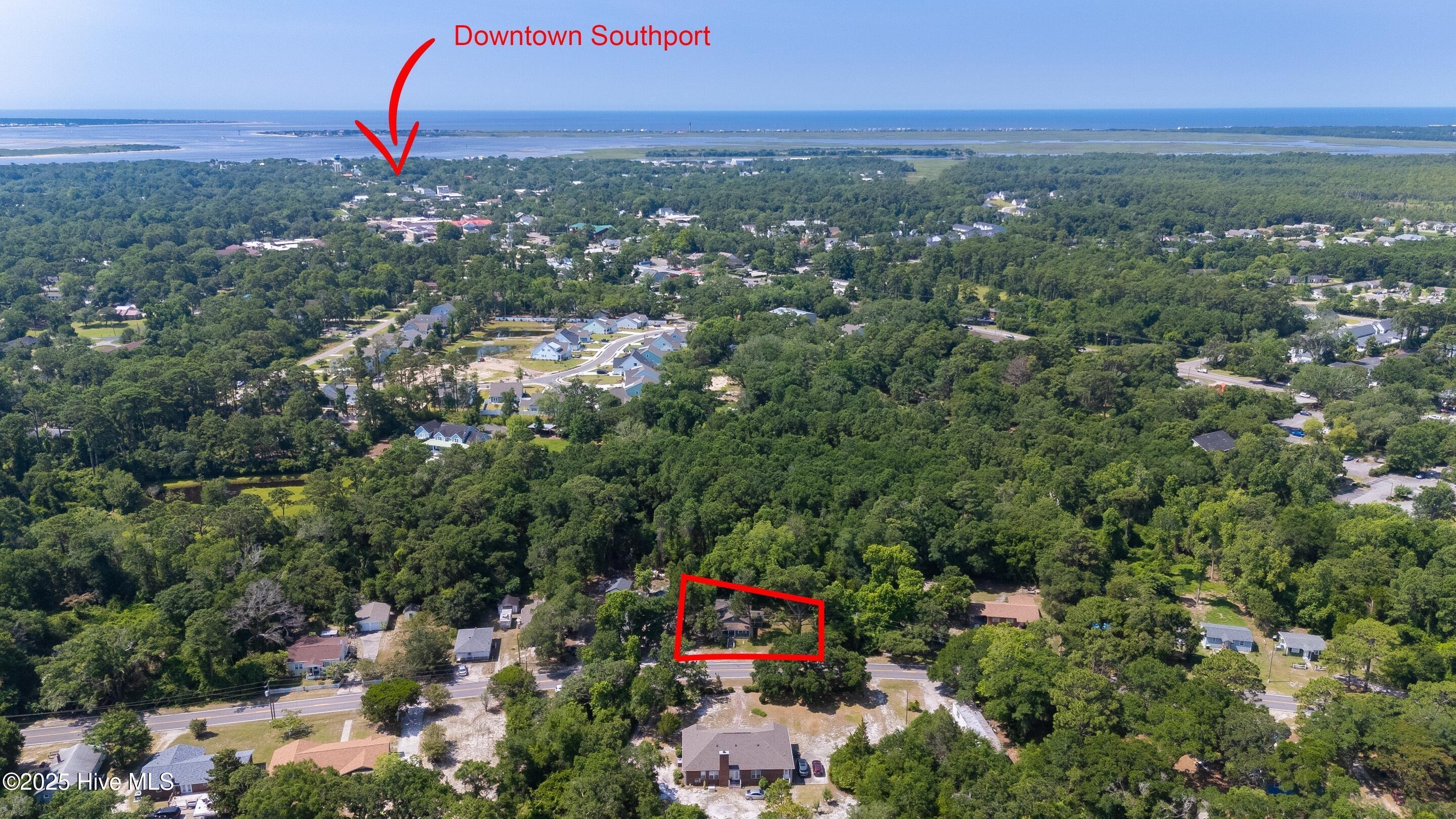 Property Photo: 703 Jabbertown Road NC 28461