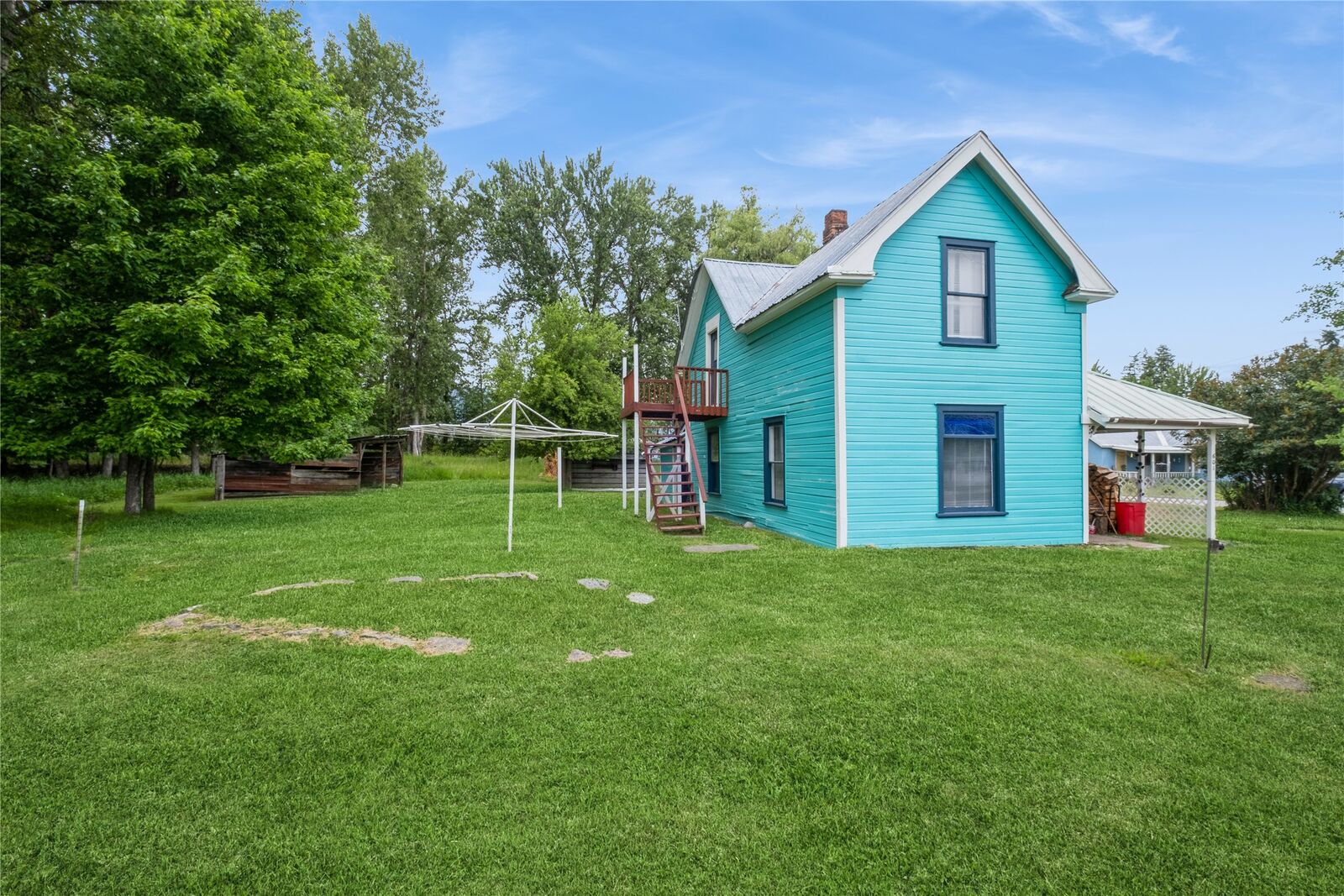 Property Photo: 601 W 4th Street MT 59923