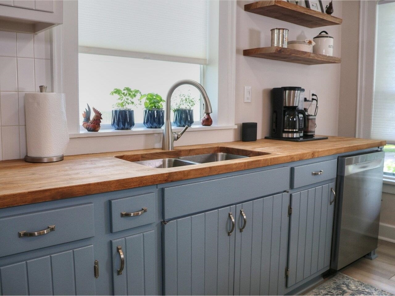 Property Photo: 8 Diamond Street VT 05478