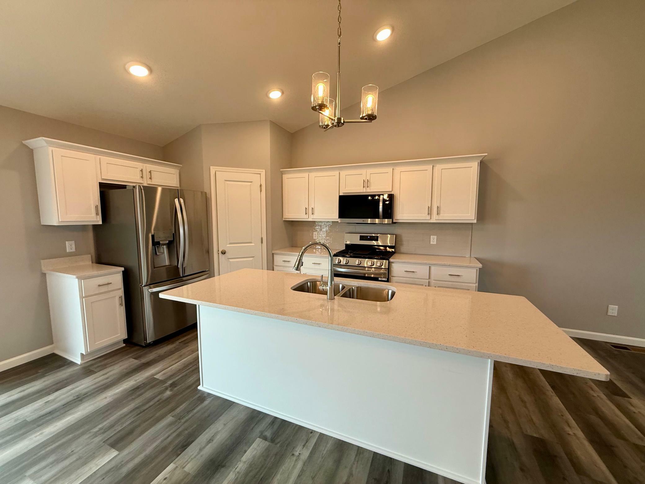 Property Photo: 2811 Ivory Avenue NE MN 55330