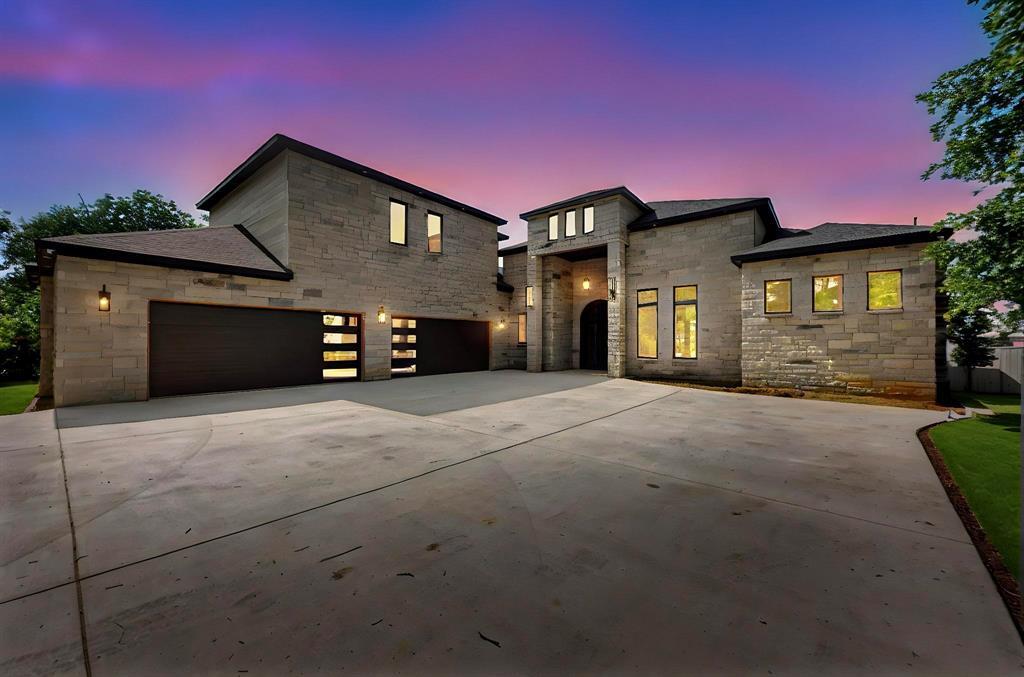 Property Photo: 8743 Southern Shore Court TX 75143