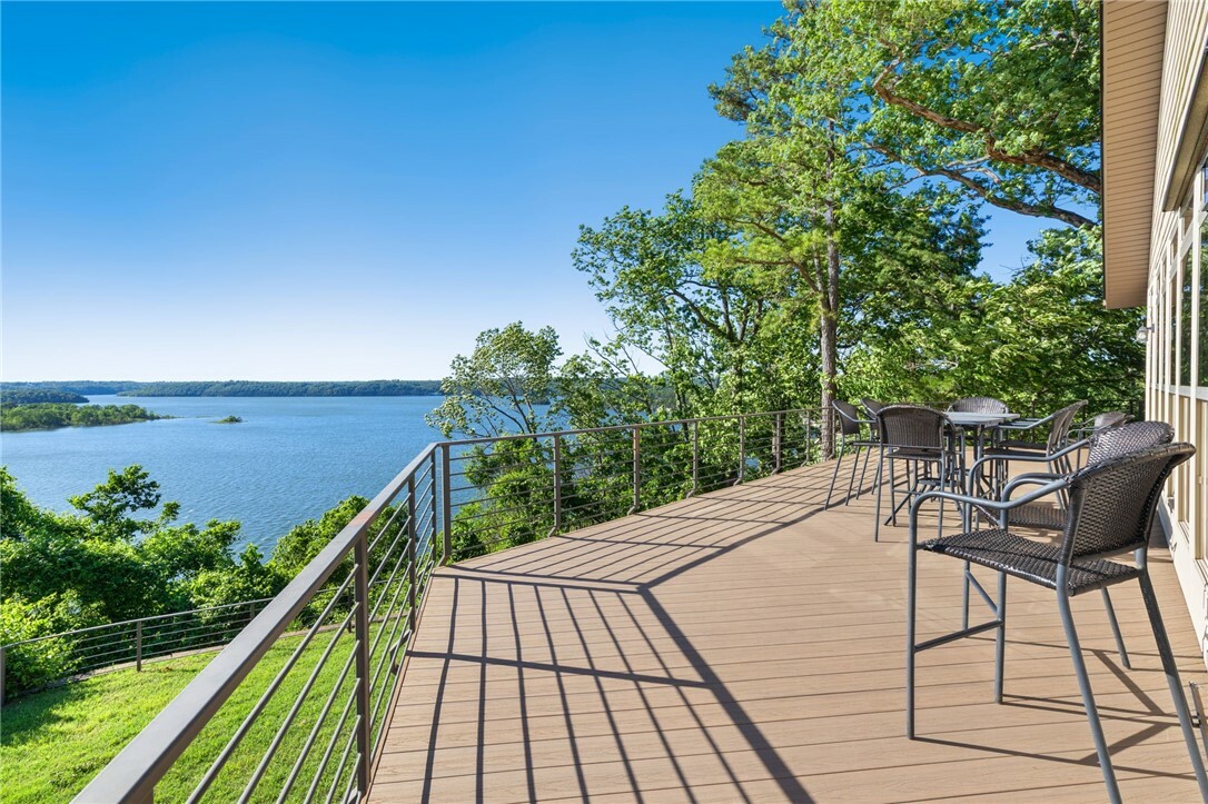 Property Photo: 40 Rivercliff Road AR 72756