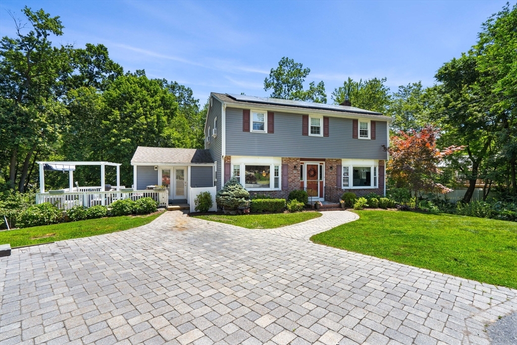 Property Photo: 88 Elliott Dr MA 01852