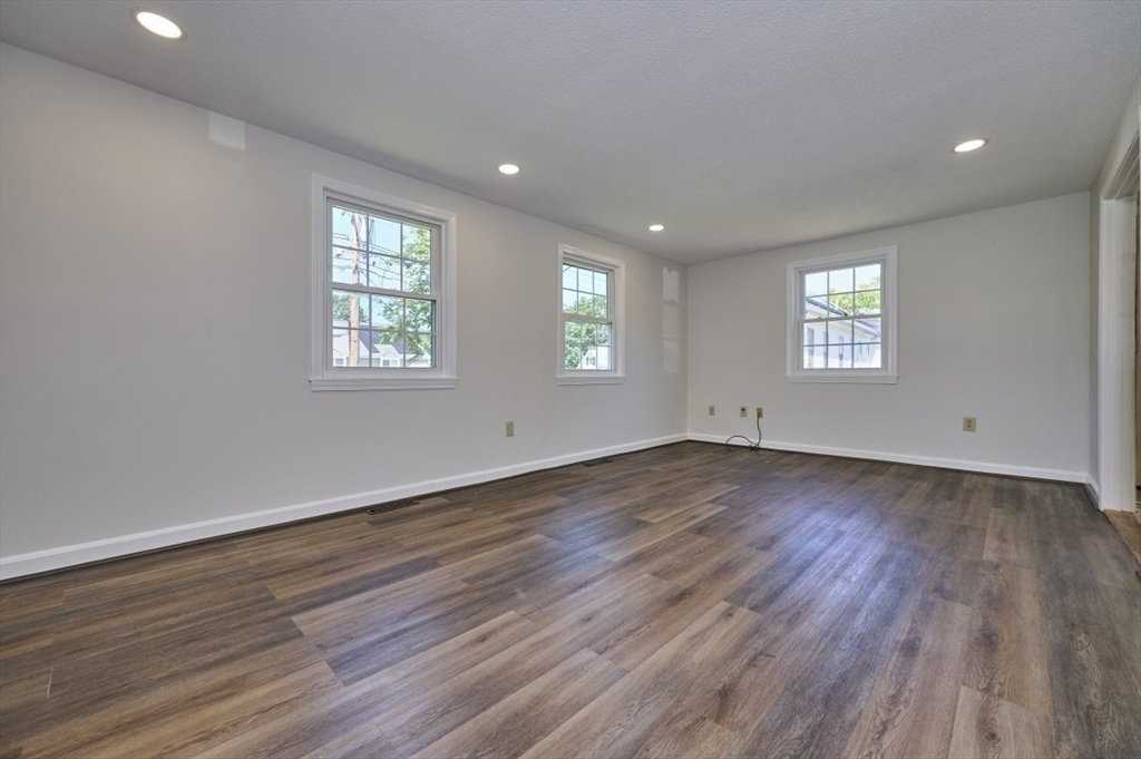 Property Photo: 1028 Waverley St 1028 MA 01702