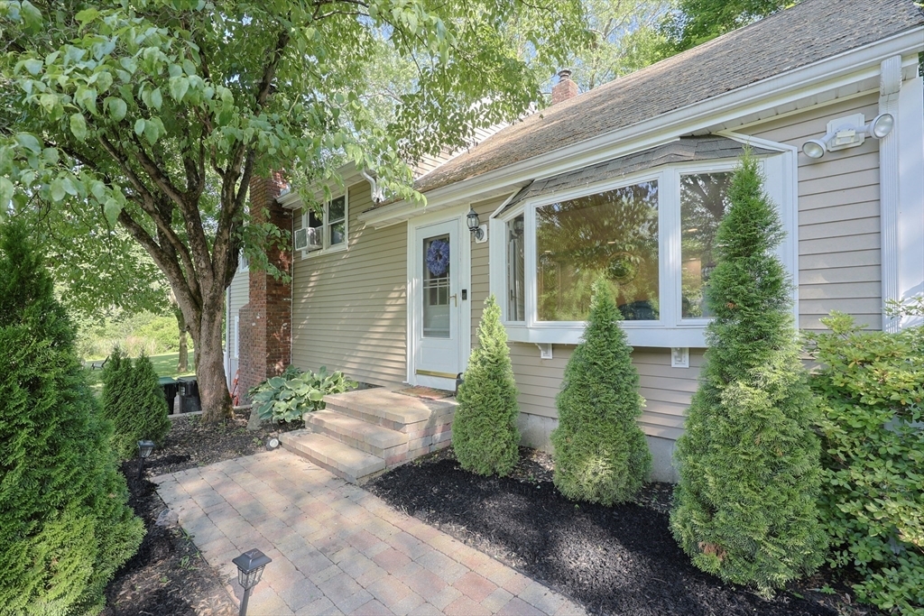 Property Photo:  161 N Worcester St  MA 02766 