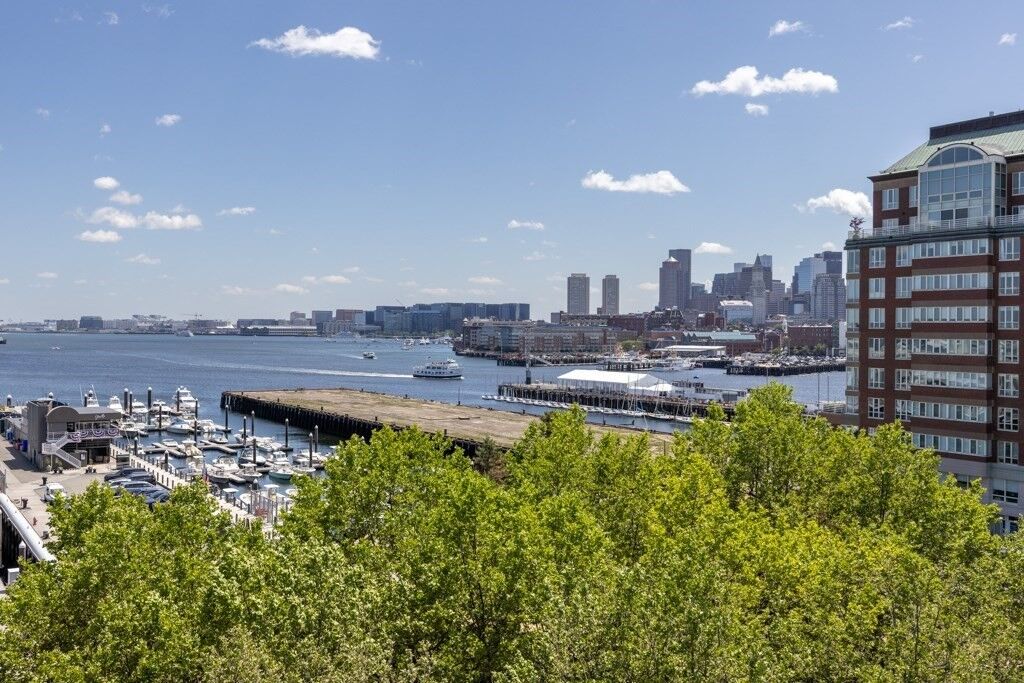 Property Photo:  42 8th Street 5525  MA 02129 
