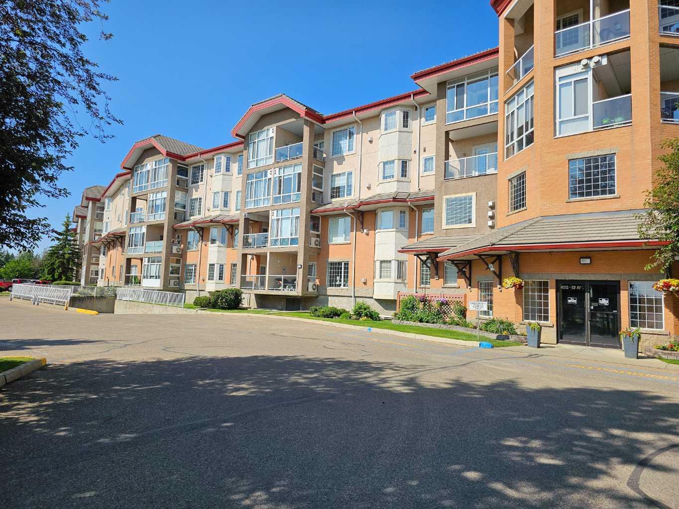 Photo de la propriété: 4512 52 Avenue 130 AB T4N 7B9
