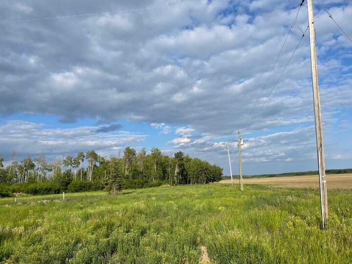 Property Photo: 109535 Rg Rd 165 AB T0H 1Z0