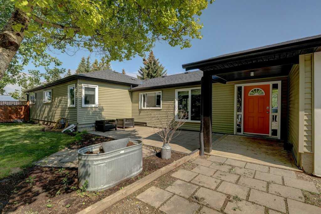 Photo de la propriété: 23140 Township Road 272 AB T4B 2A3