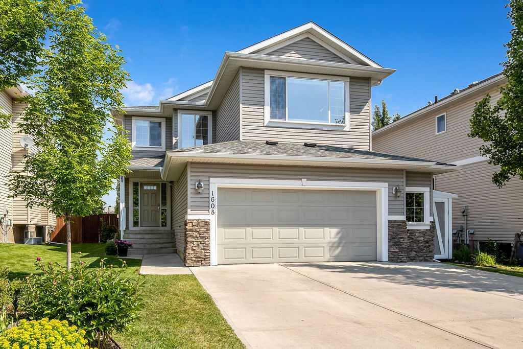1608 High Park Boulevard NW  High River AB T1C 2C5 photo