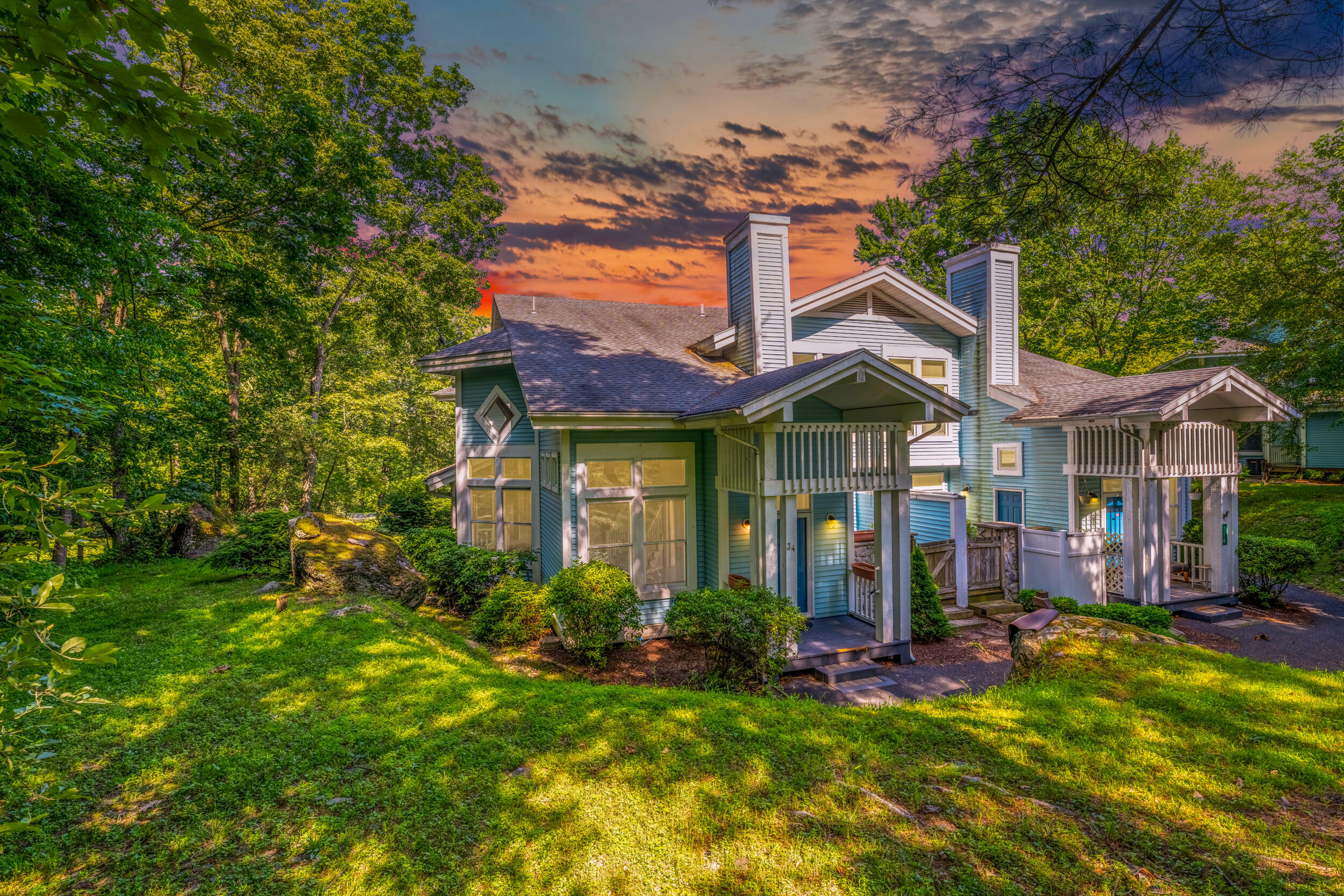 Property Photo: 212 Abbington Drive PA 18302
