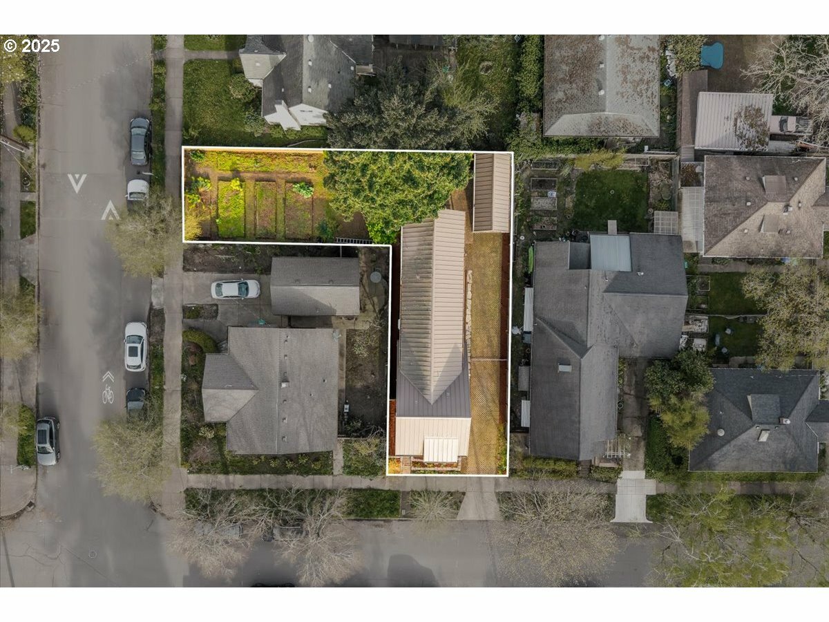 Property Photo: 8316 SE 7th Ave OR 97202
