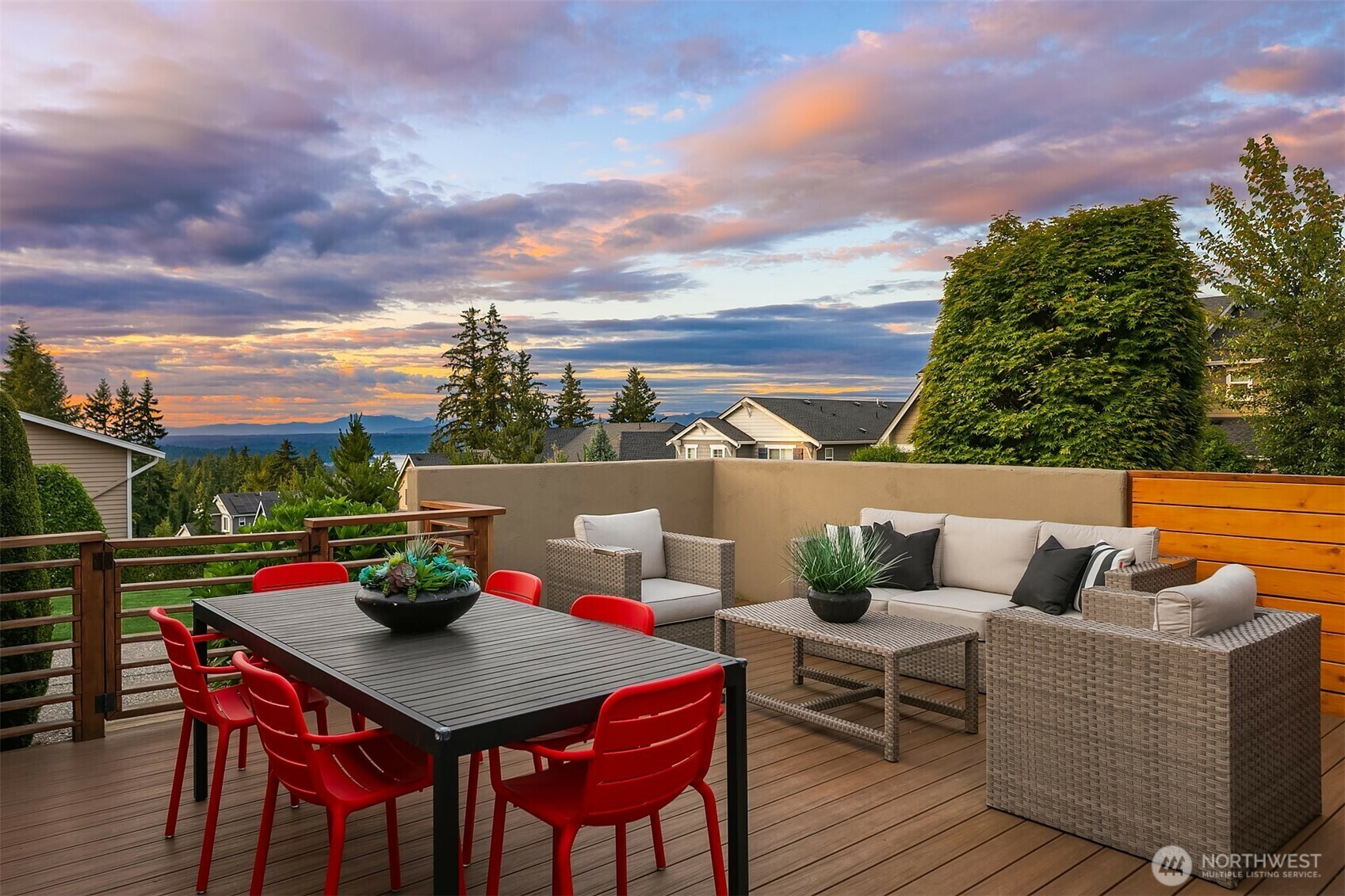 Property Photo: 4439 158th Avenue SE WA 98006