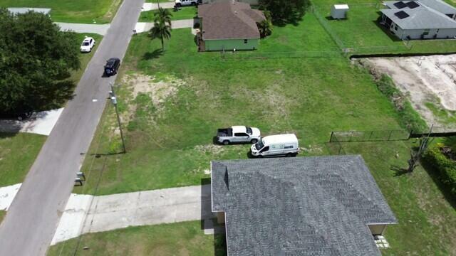 Property Photo: 2212 NE 13th Place FL 33909