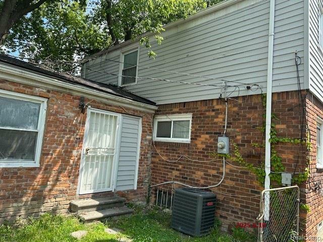 Property Photo: 17233 Annchester Road MI 48219