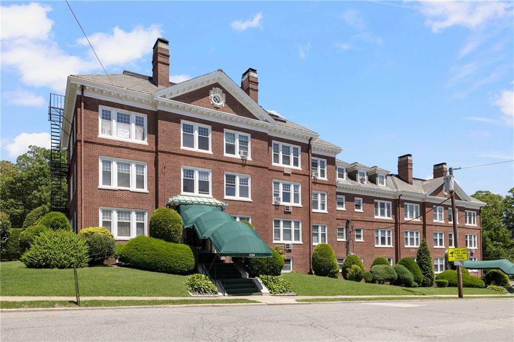 Property Photo:  234 President Avenue 4  RI 02906 