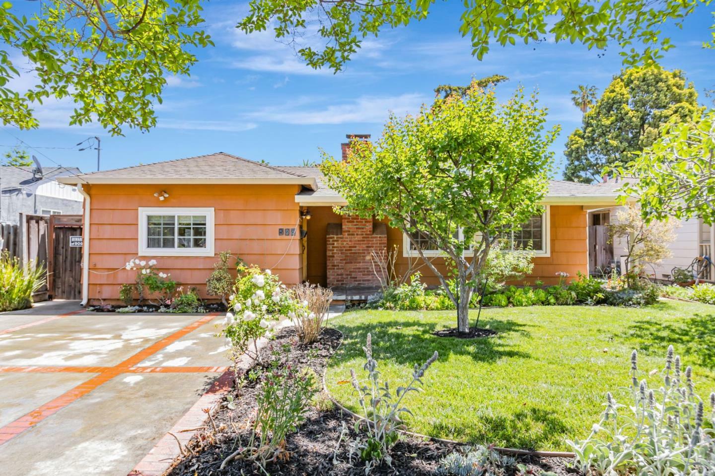 Property Photo:  580 North Bayview Avenue  CA 94085 