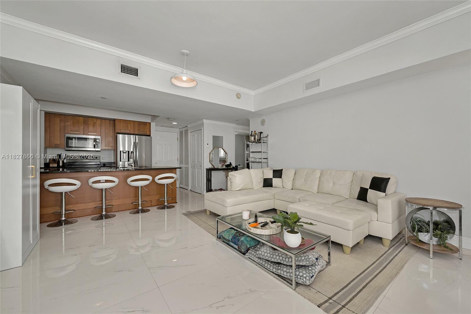 Property Photo: 4100 Salzedo St 515 FL 33146