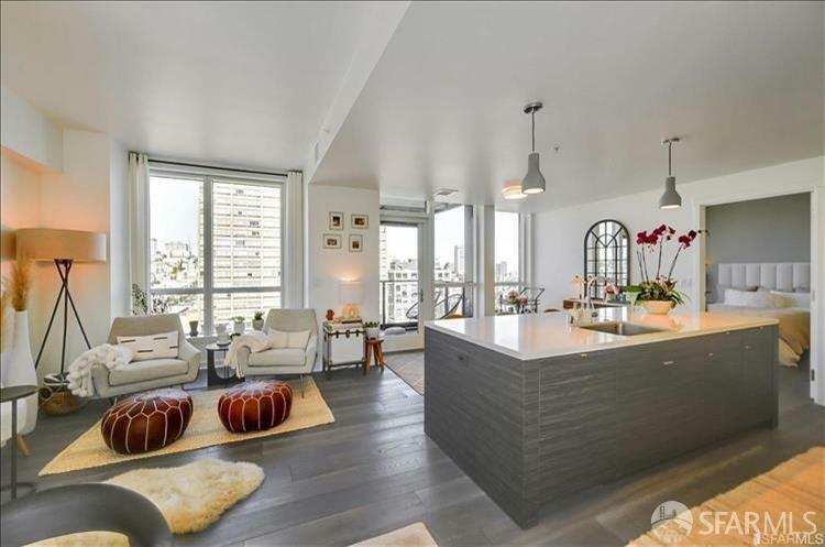 Property Photo: 1688 Pine Street E1002 CA 94109